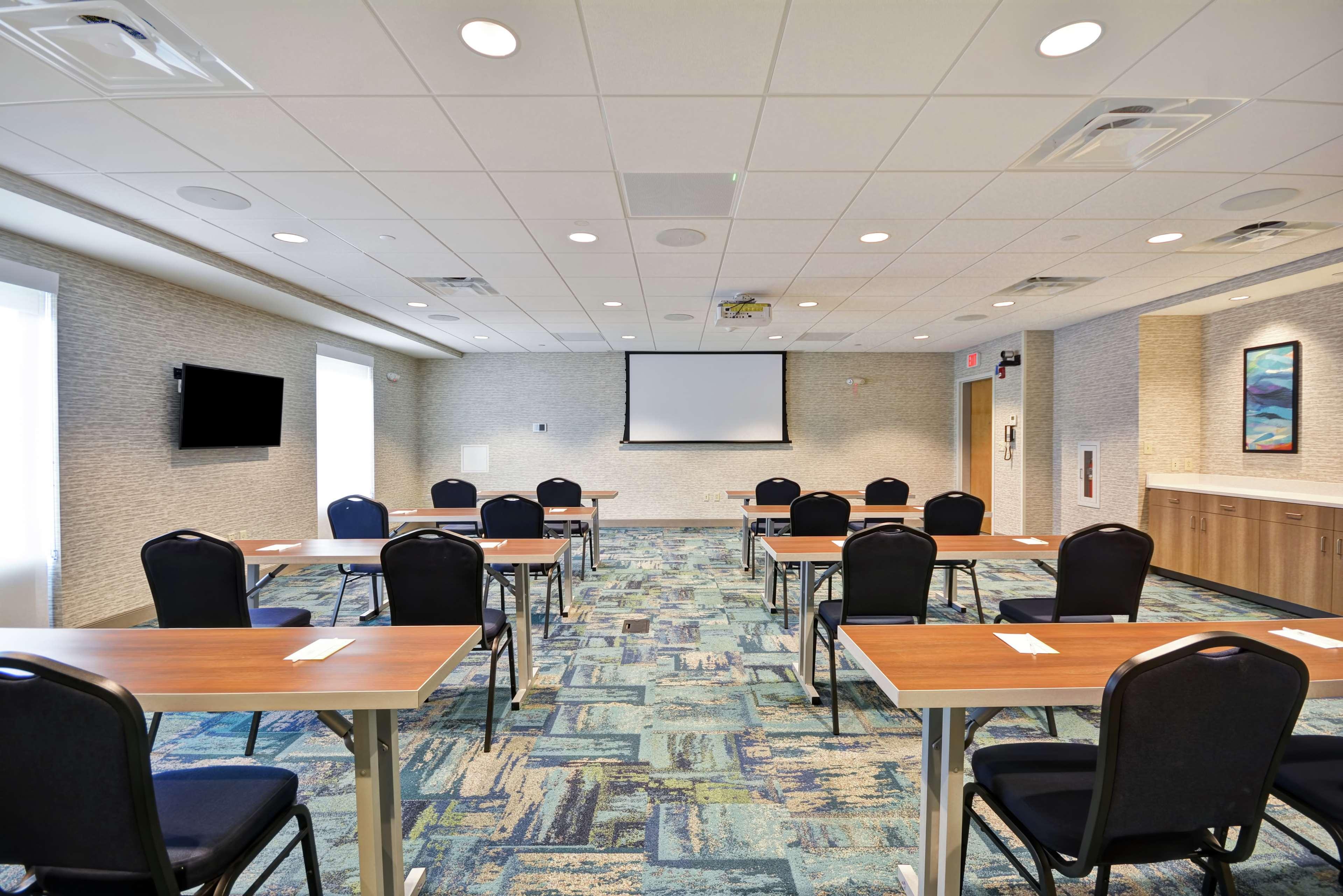 Home2 Suites By Hilton Portland Airport South Portland Εξωτερικό φωτογραφία